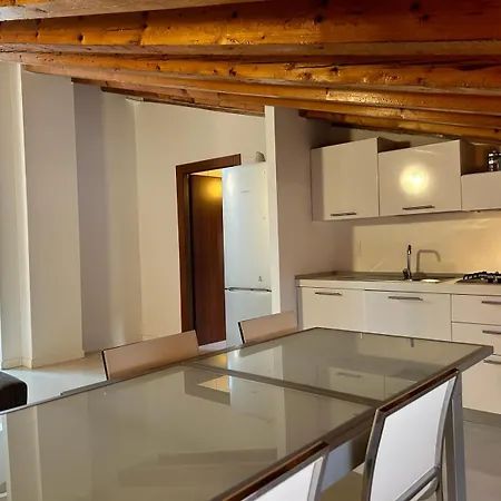 شقة Appartamento Lago