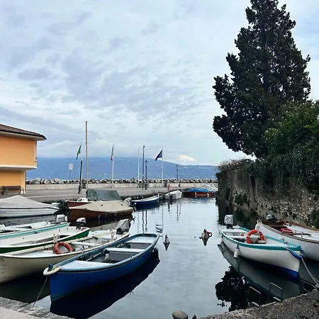 Appartamento Lago شقة